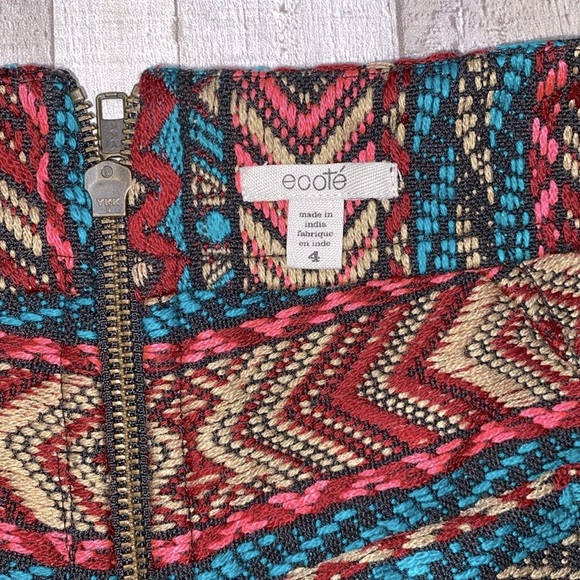 Ecote boho shorts size 4 - Picture 4 of 6